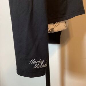 Harley Davidson Ladies Turtleneck EMBROIDERED LOGO Top Size S perfect layer.